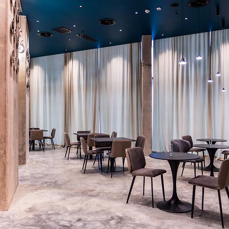 Nova Luxe Hotel & Residences Батумі Екстер'єр фото