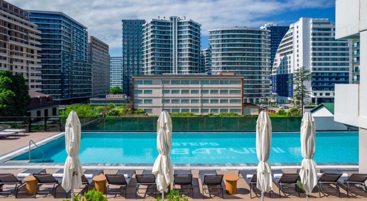 Nova Luxe Hotel & Residences Батумі Екстер'єр фото