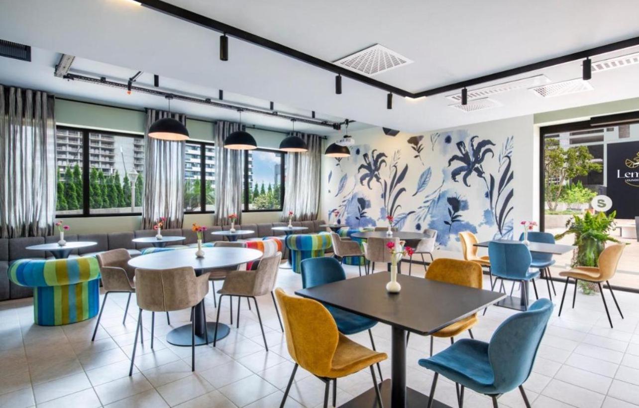 Nova Luxe Hotel & Residences Батумі Екстер'єр фото
