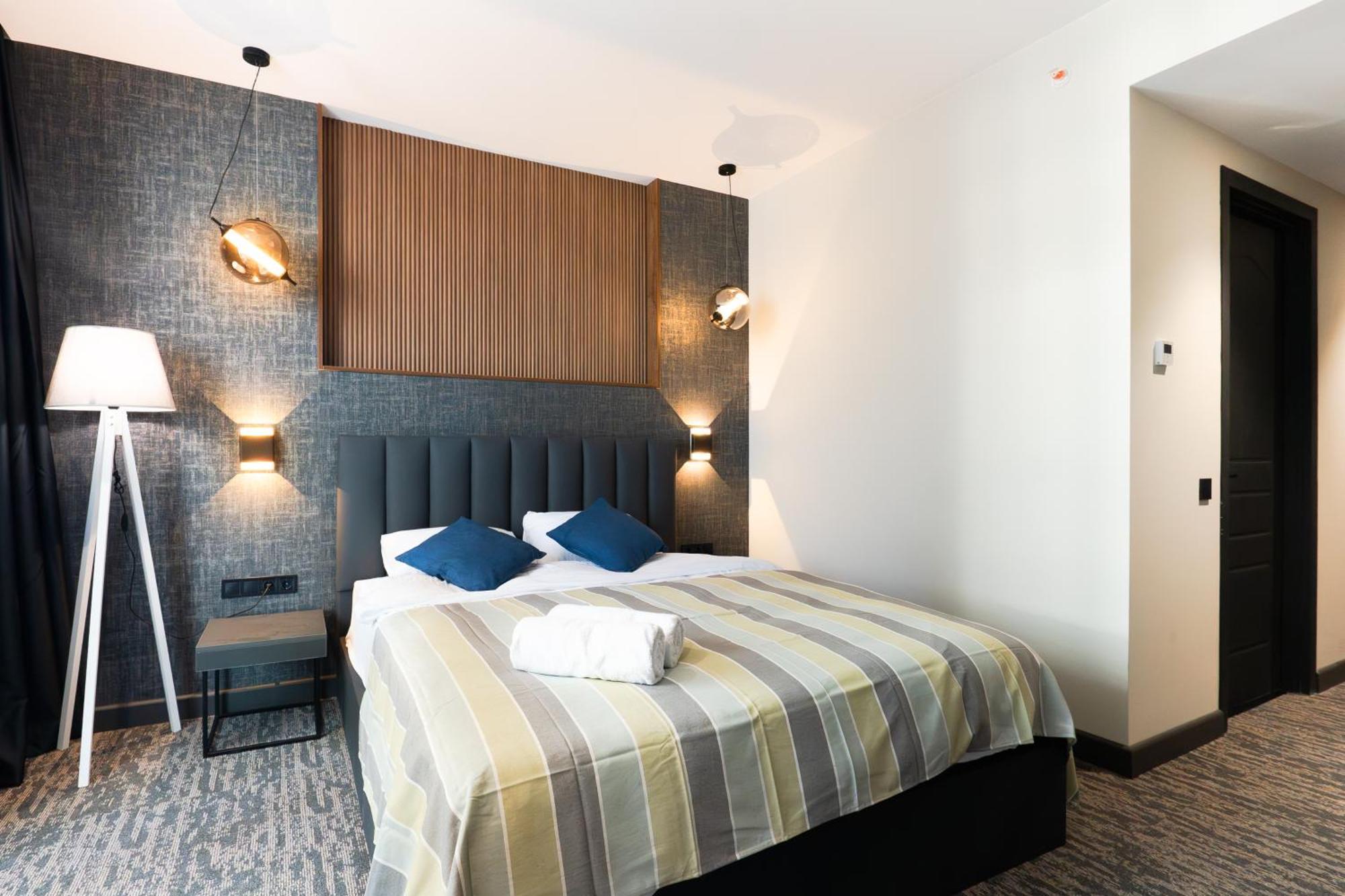 Nova Luxe Hotel & Residences Батумі Номер фото