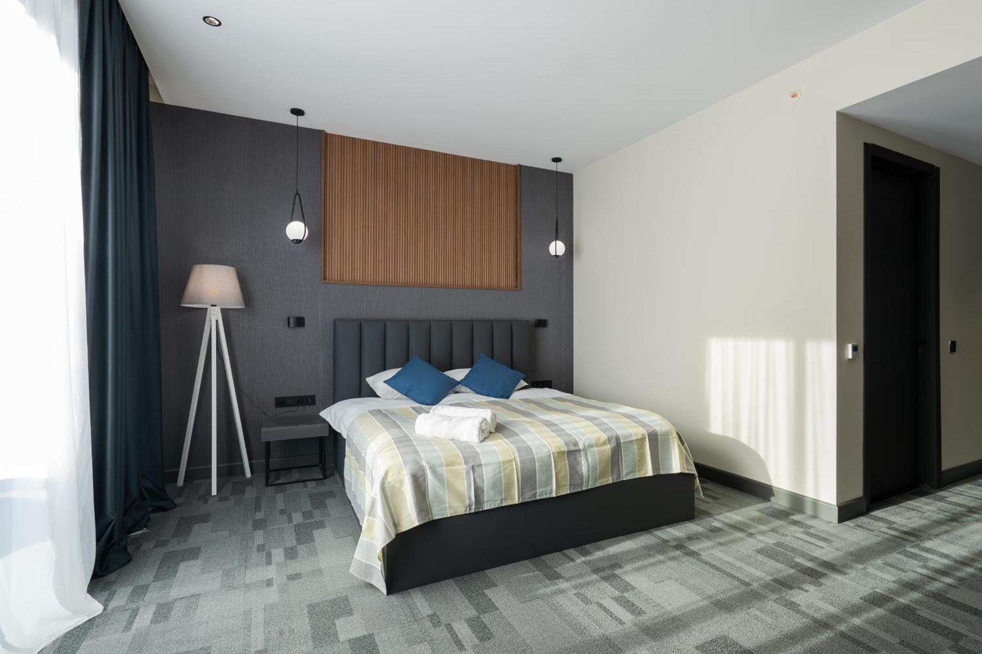 Nova Luxe Hotel & Residences Батумі Екстер'єр фото