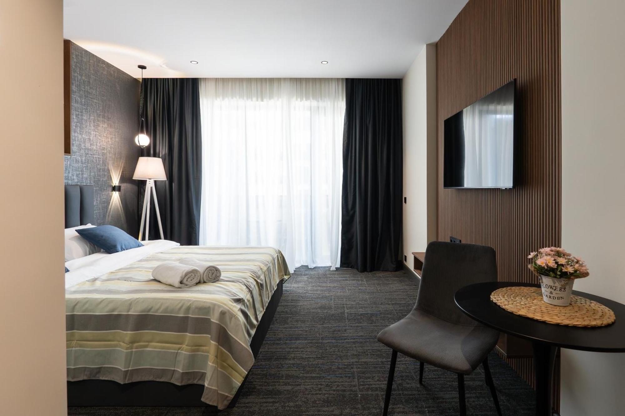 Nova Luxe Hotel & Residences Батумі Номер фото