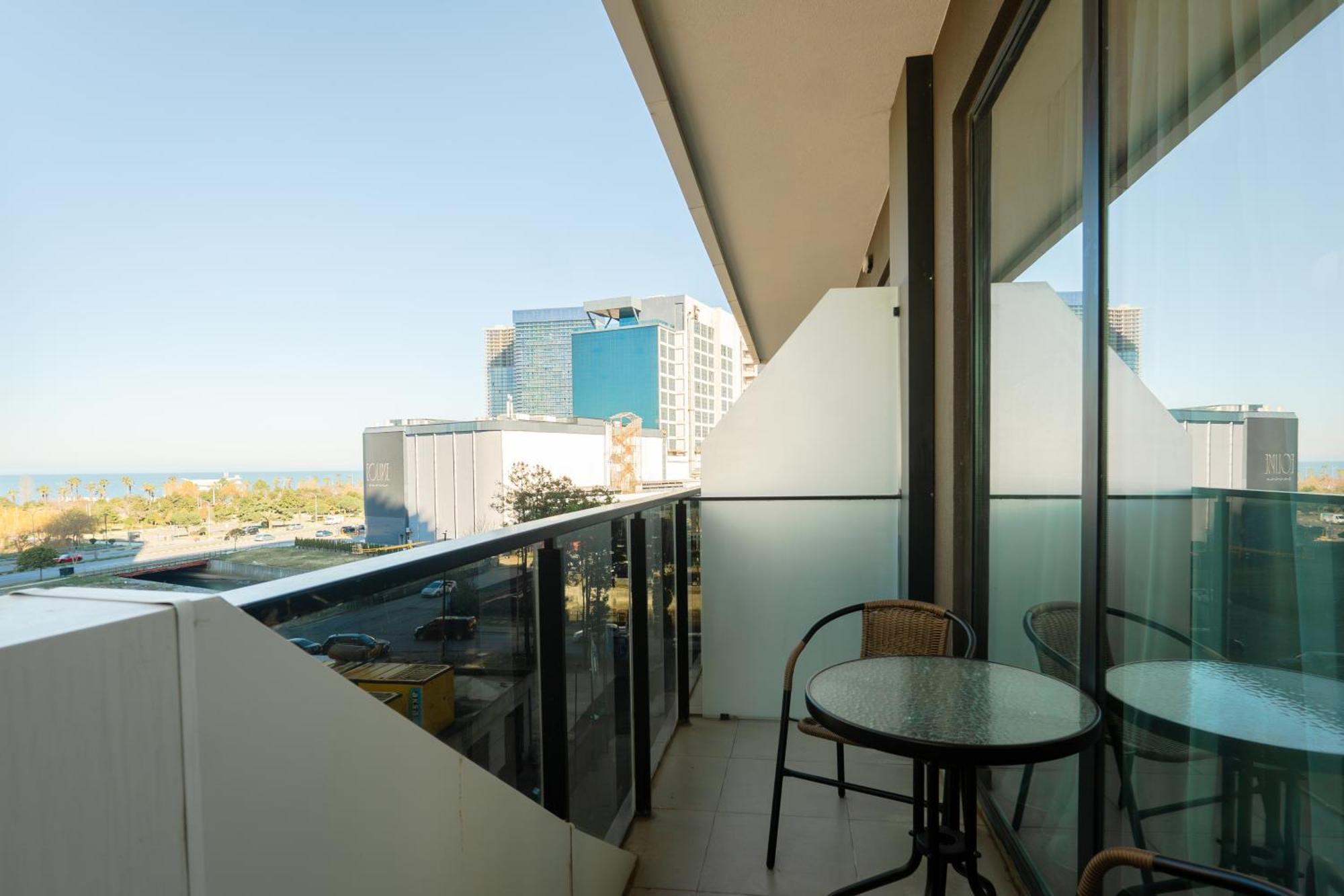 Nova Luxe Hotel & Residences Батумі Номер фото
