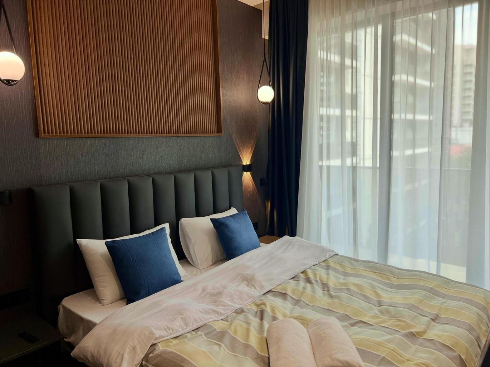 Nova Luxe Hotel & Residences Батумі Екстер'єр фото